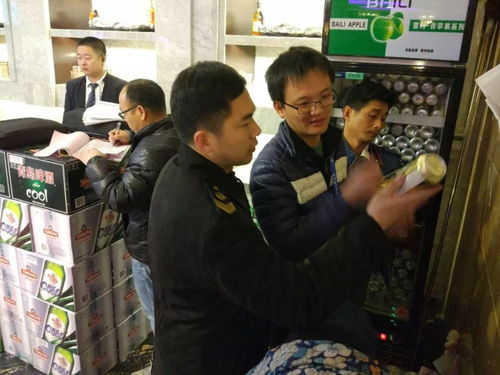 深夜亮劍 南海突擊檢查酒類經(jīng)營場所，涉案產(chǎn)品被暫扣